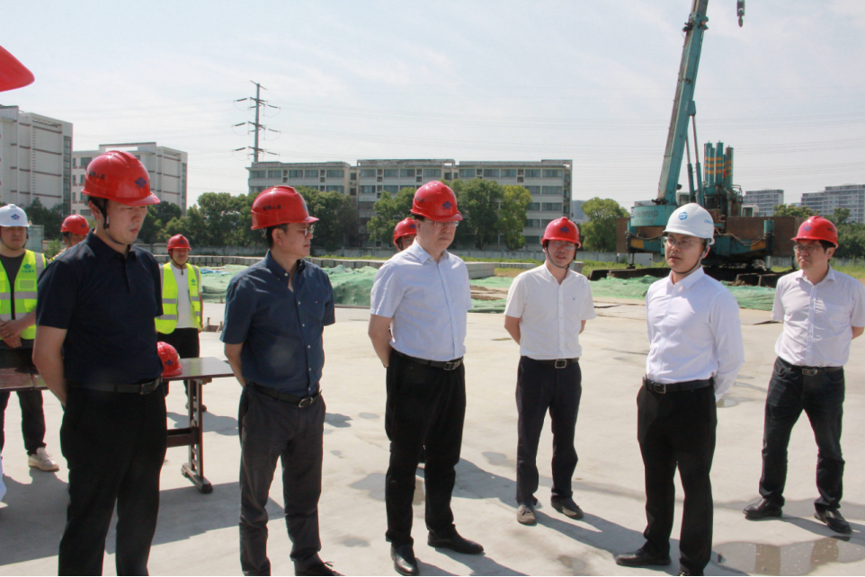 【快讯】江苏省住建厅集中建设管理处处长陈曦一行赴苏州中设集团承建的苏州卫生职业技术学院石湖校区学生宿舍项目调研指导