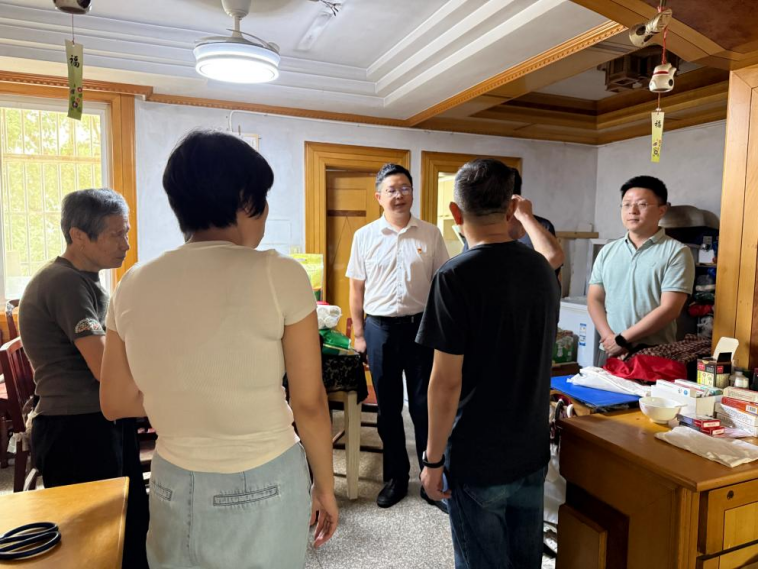 【暖心送关怀 慰问传党情】苏州中设集团党委开展“七一”走访慰问枫桥街道困难群众 【暖心送关怀 慰问传党情】苏州中设集团党委开展“七一”走访慰问枫桥街道困难群众