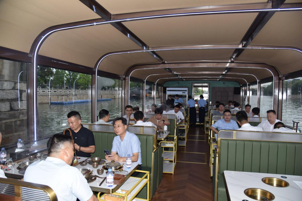 【游船围炉叙温情 并肩携手共前行】苏州中设集团召开实干争先奋进激励动员会 【游船围炉叙温情 并肩携手共前行】苏州中设集团召开实干争先奋进激励动员会